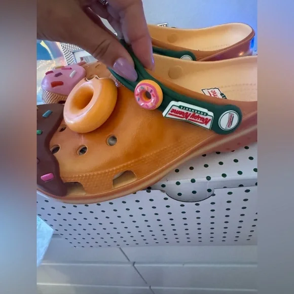 CROCS and Krispy Kreme Collab - Picture 6 of 9